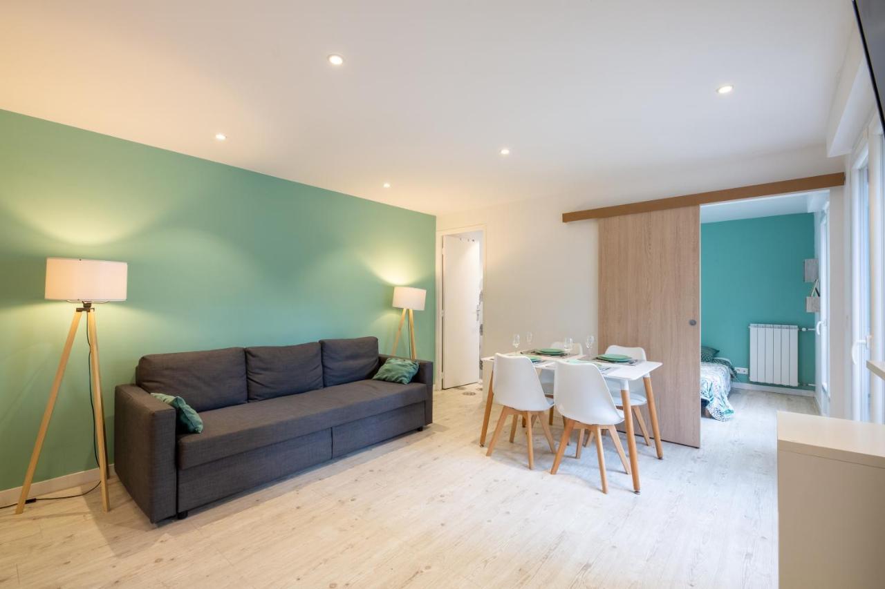 Meuble 2 Etoiles, Wifi, A 2 Pas Des Plages Fréjus Eksteriør bilde